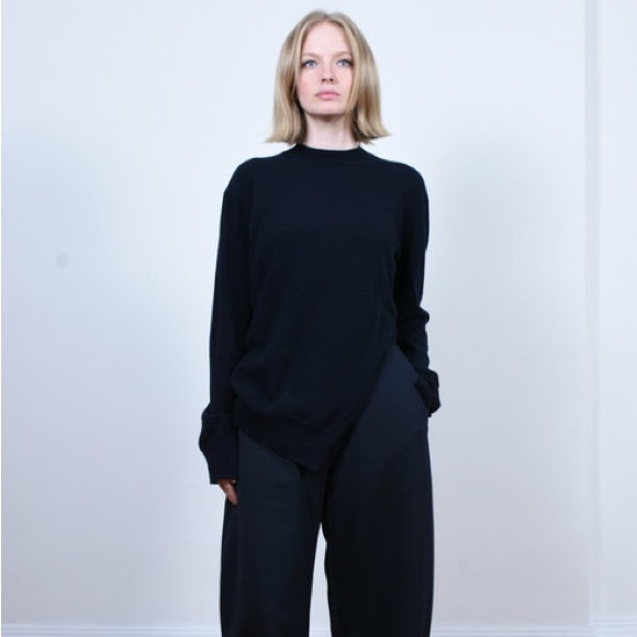 Studio Nicholson Sanpo Lambswool Sweater in Darkest Navy Blue - Picture 1 of 9